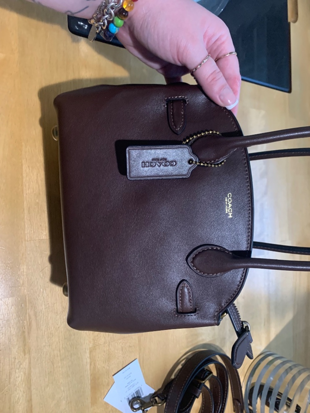 Coach Empire 21 in Maple - Picture 2 of 16